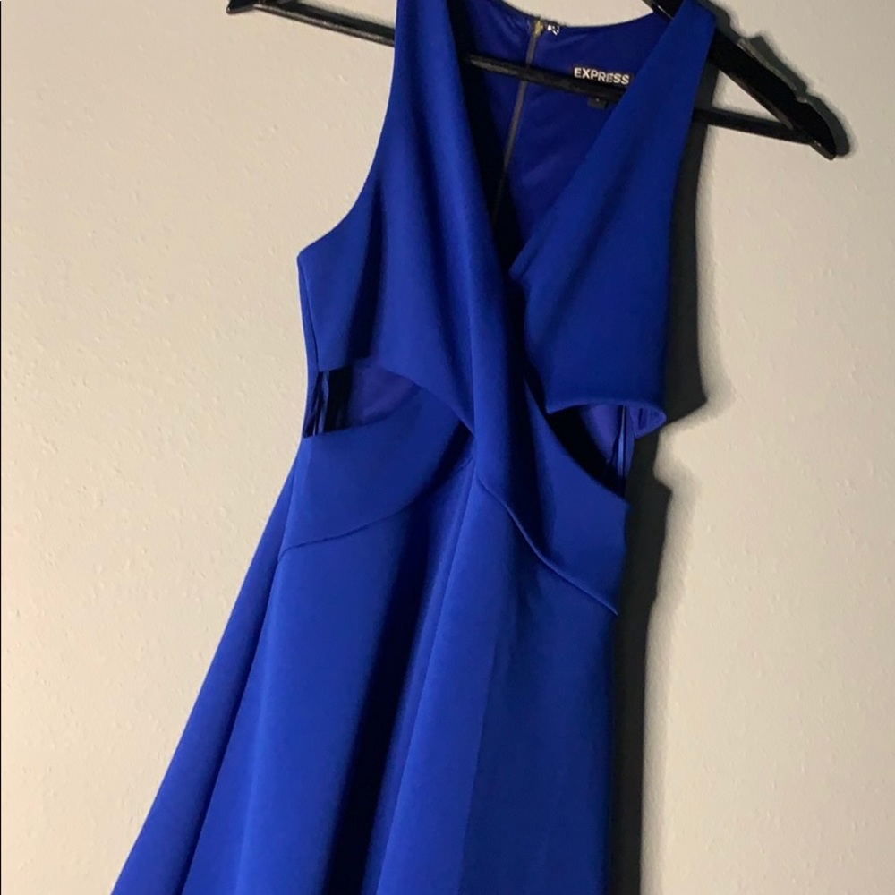 Express Dress! - Picture 4 of 4